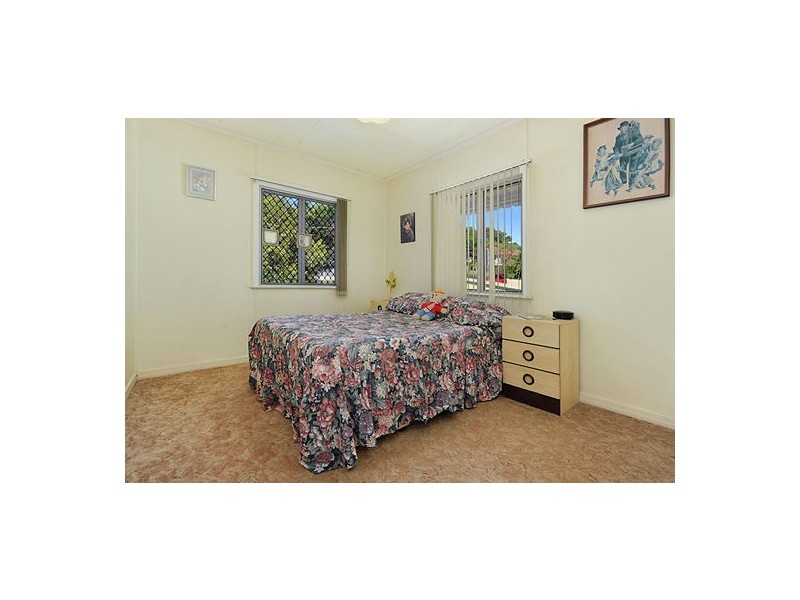 1 Vaughan St, Mount Gravatt QLD 4122