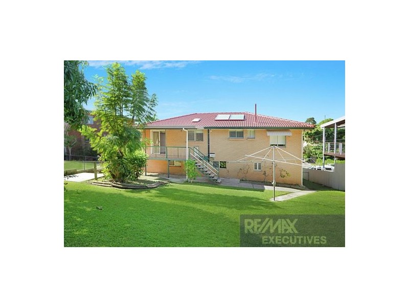 3 Rugby Street, Coorparoo QLD 4151