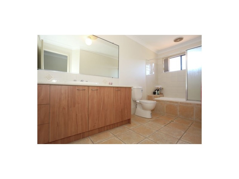 5/8 Buckingham Place, Eight Mile Plains QLD 4113