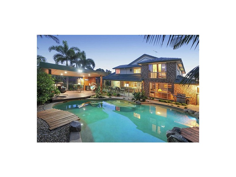 23 Piccadilly Place, Carindale QLD 4152