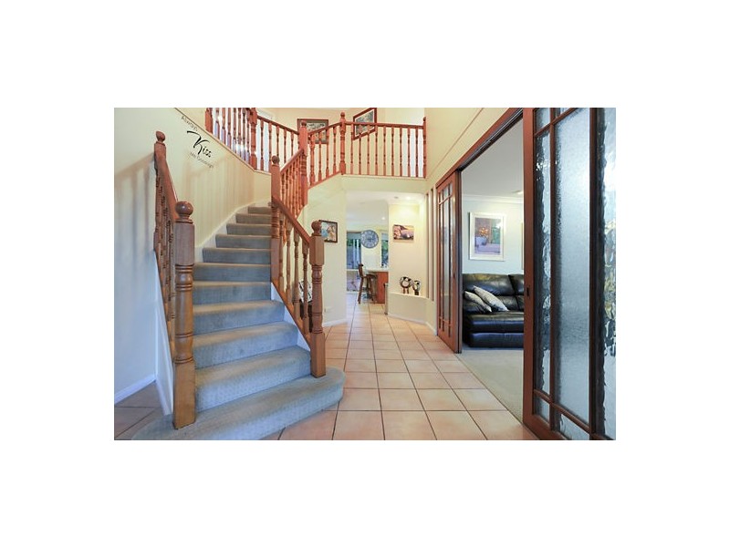 23 Piccadilly Place, Carindale QLD 4152