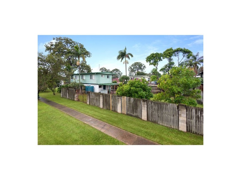 16 Youngs Road, Hemmant QLD 4174