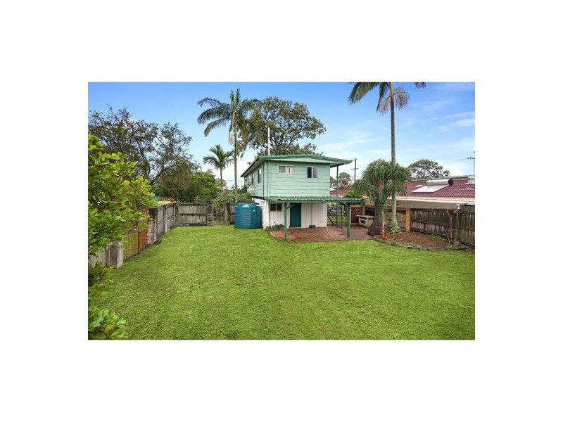 16 Youngs Road, Hemmant QLD 4174