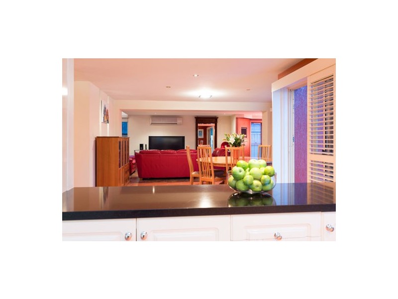 5 St Andrews Crescent, Carindale QLD 4152