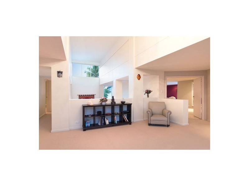 5 St Andrews Crescent, Carindale QLD 4152