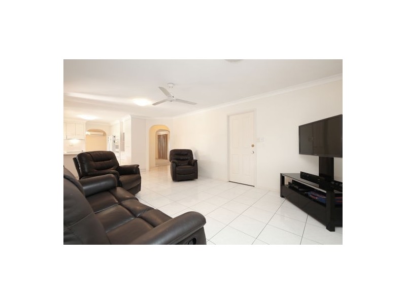 3 Gilgai Close, Parkinson QLD 4115