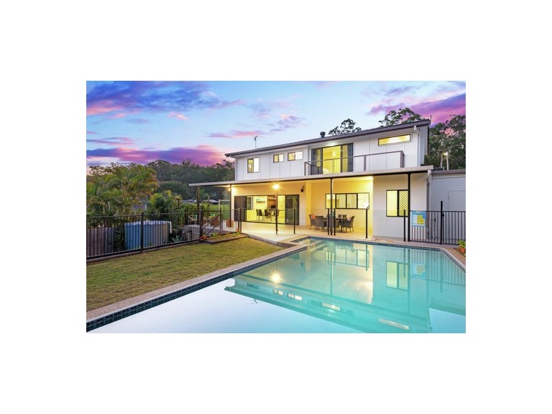 67 Bankside Street, Nathan QLD 4111