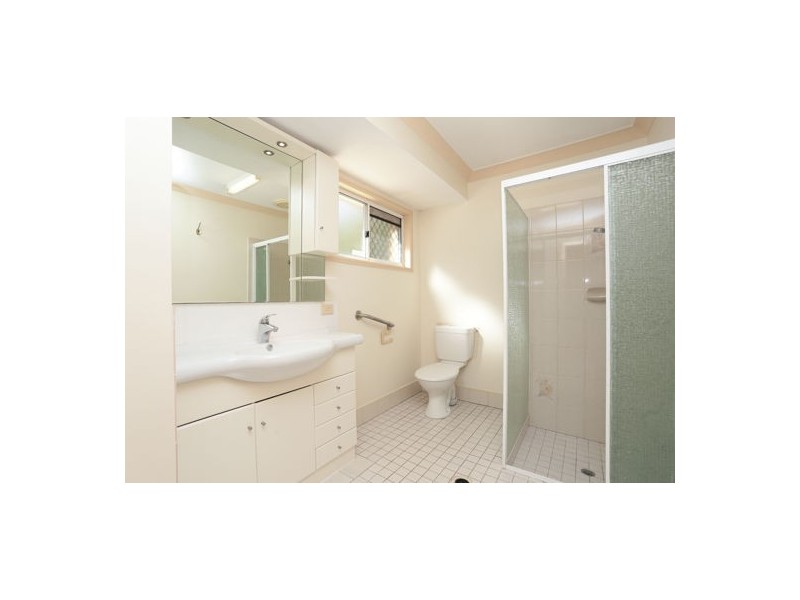 15 Cleveland Place, Stretton QLD 4116