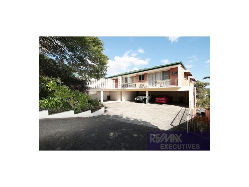 2/772 Logan Road, Holland Park QLD 4121