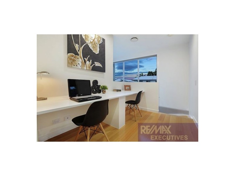 10/97 Baringa Street, Holland Park QLD 4121