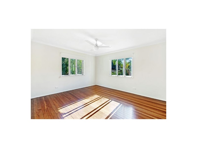 15 Lana Street, Tarragindi QLD 4121