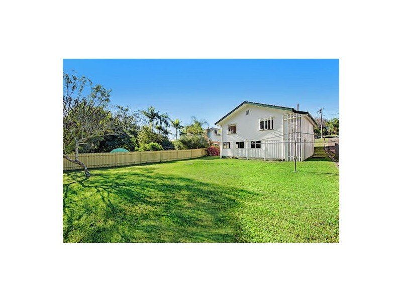 15 Lana Street, Tarragindi QLD 4121