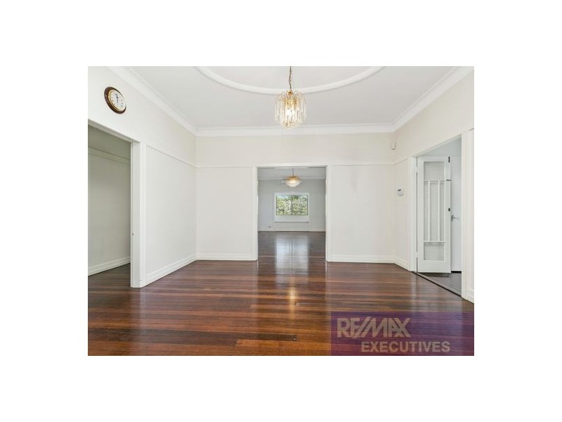 45 Berkeley Street, Holland Park QLD 4121