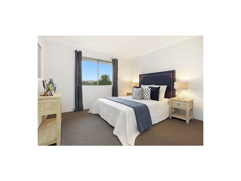 2/22 Redfern Street, Woolloongabba QLD 4102