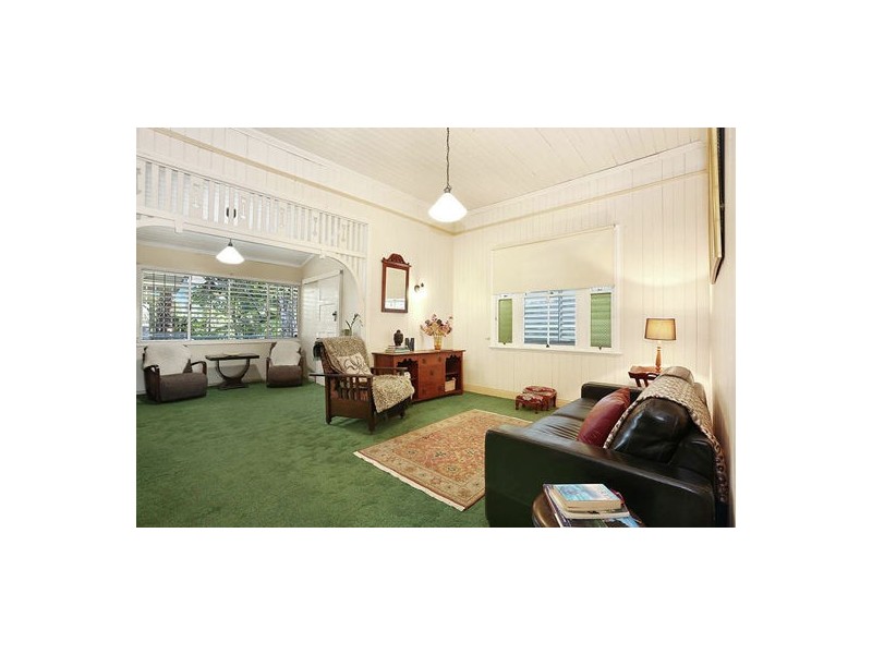 52 Ridge Street, Greenslopes QLD 4120