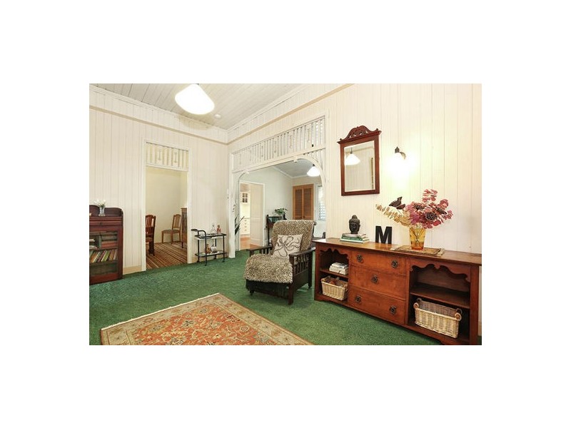 52 Ridge Street, Greenslopes QLD 4120