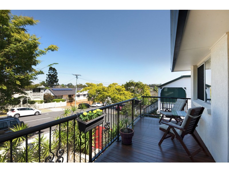 1/27 DENMAN STREET, Greenslopes QLD 4120