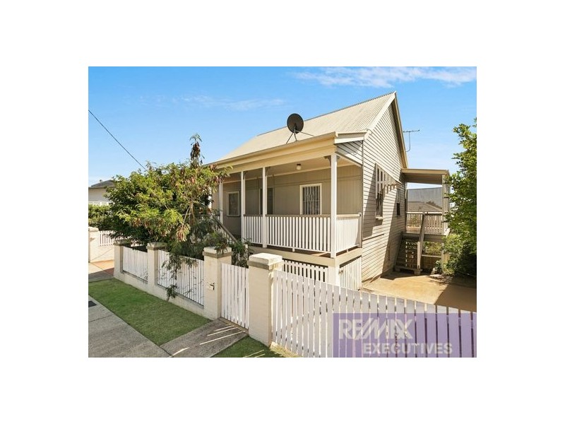 8/17 Arthur Terrace, Red Hill QLD 4059
