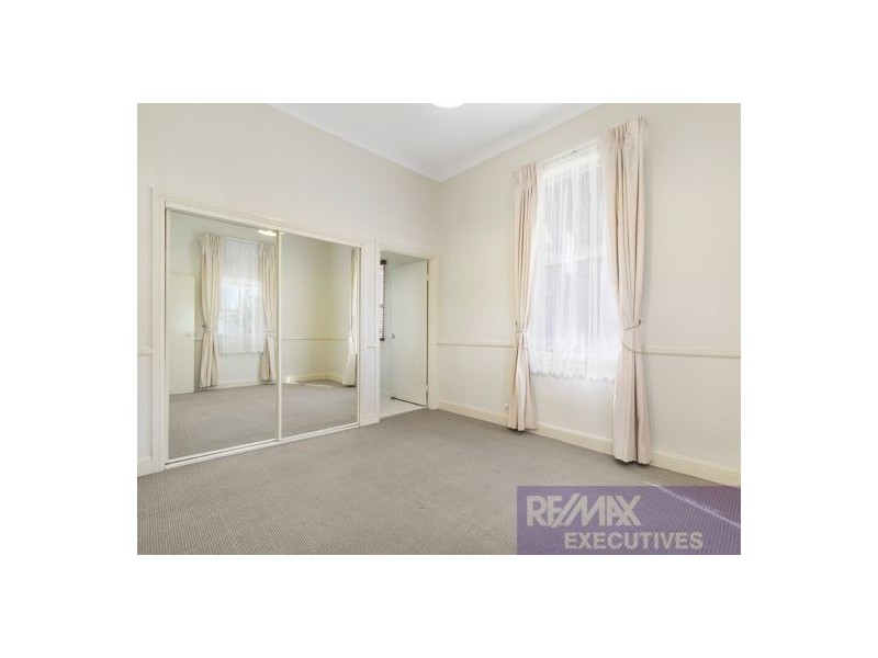 8/17 Arthur Terrace, Red Hill QLD 4059