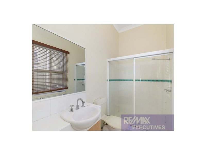 8/17 Arthur Terrace, Red Hill QLD 4059