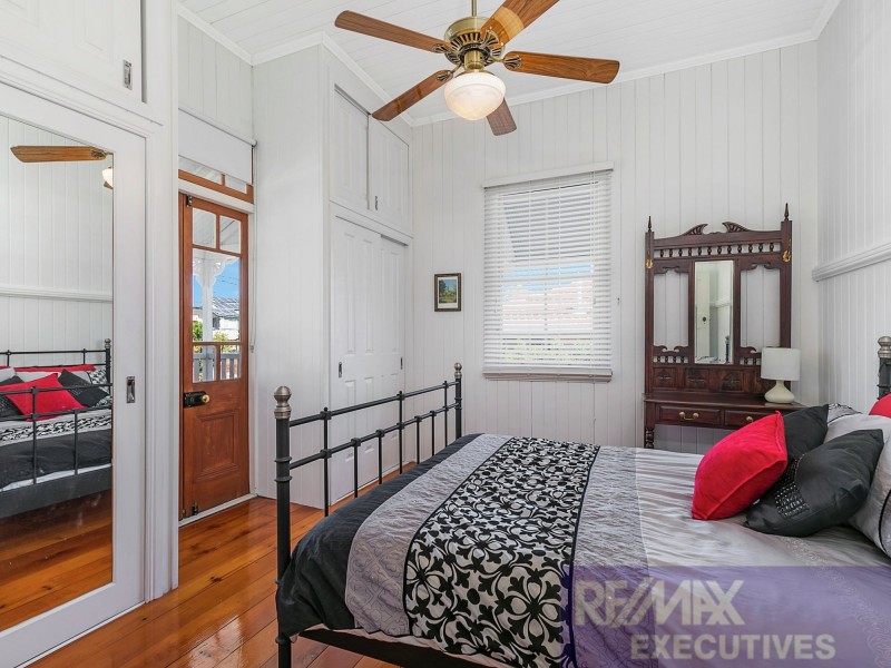 1208 Stanley Street East, Coorparoo QLD 4151
