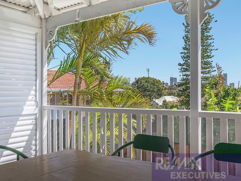1208 Stanley Street East, Coorparoo QLD 4151