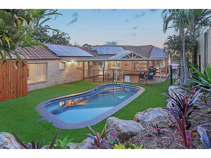 16 Piccadilly Place, Carindale QLD 4152