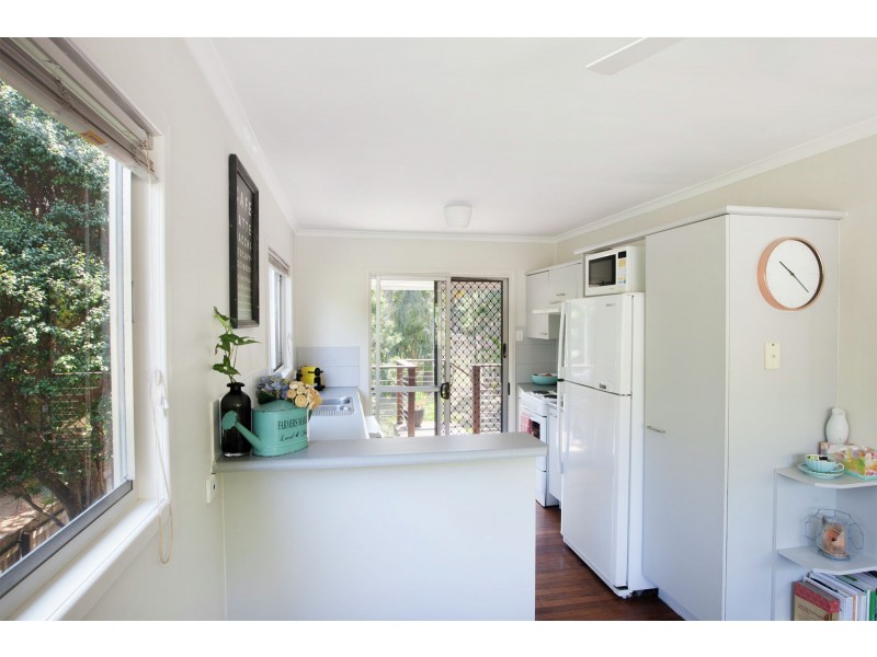 19 LOBELIA AVE, Daisy Hill QLD 4127