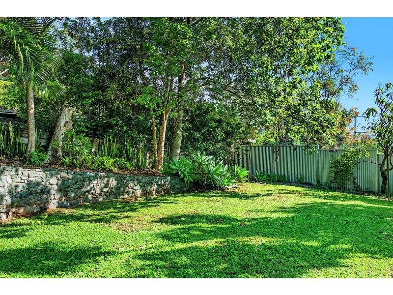 52 Brodie Street, Holland Park West QLD 4121