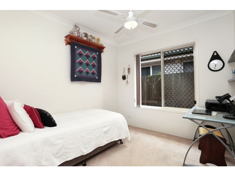 8 Appleyard Crescent, Coopers Plains QLD 4108