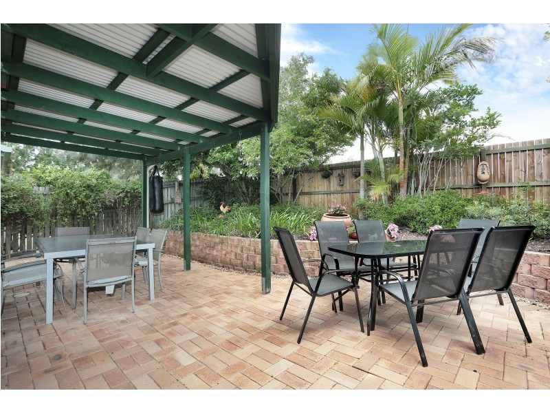 8 Appleyard Crescent, Coopers Plains QLD 4108