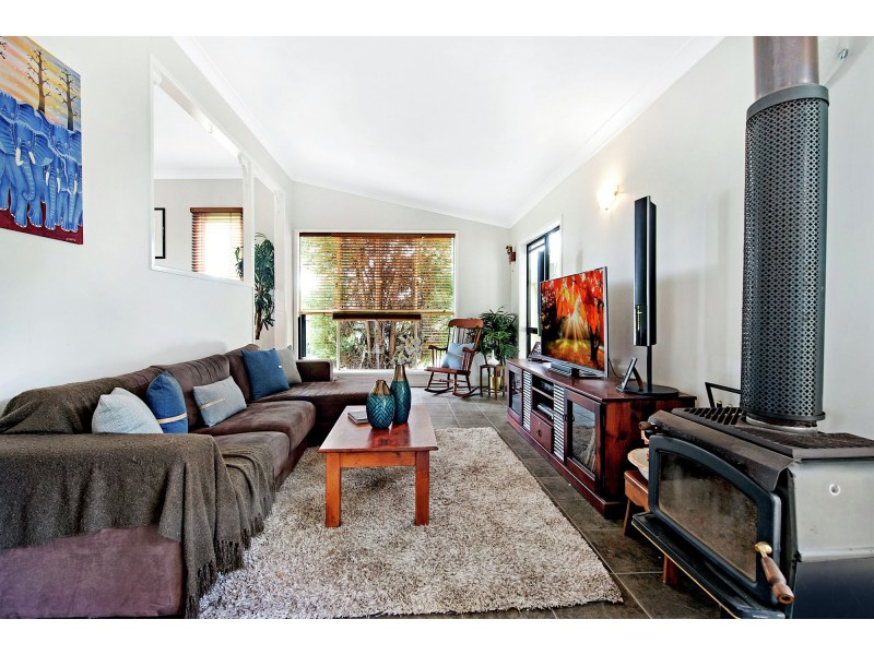 1 Kurts Street, Holland Park West QLD 4121