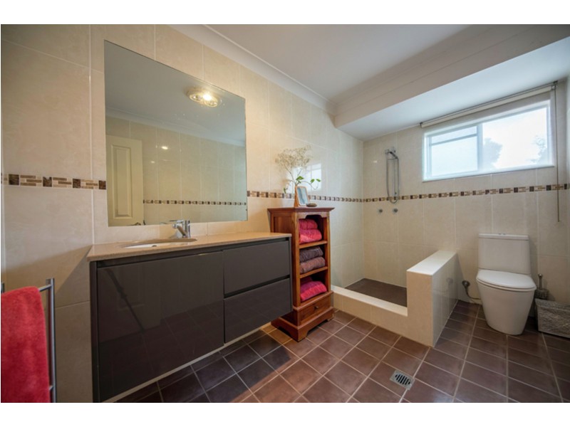 118 Gaynesford St, Mount Gravatt QLD 4122