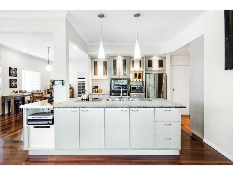 48 Currey Ave, Moorooka QLD 4105