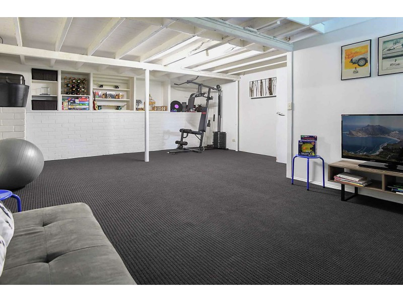 79 Mingera Street, Mansfield QLD 4122