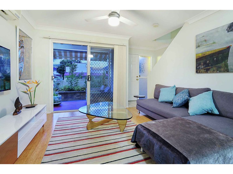 6/2 Blackburn Street (entry via Keats St), Moorooka QLD 4105