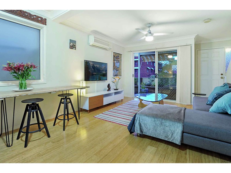 6/2 Blackburn Street (entry via Keats St), Moorooka QLD 4105