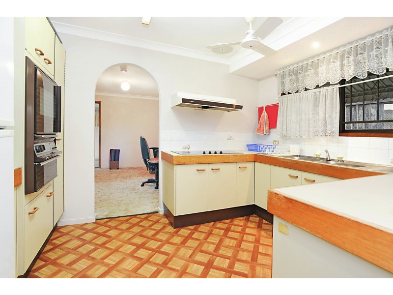 794 Cavendish Road, Holland Park QLD 4121