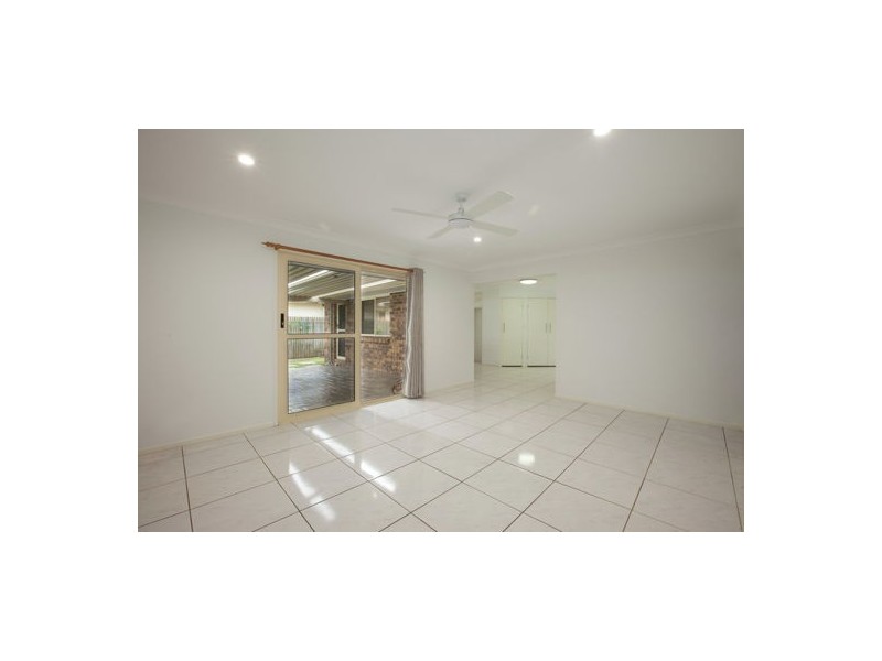 48 Solandra Crescent, Calamvale QLD 4116