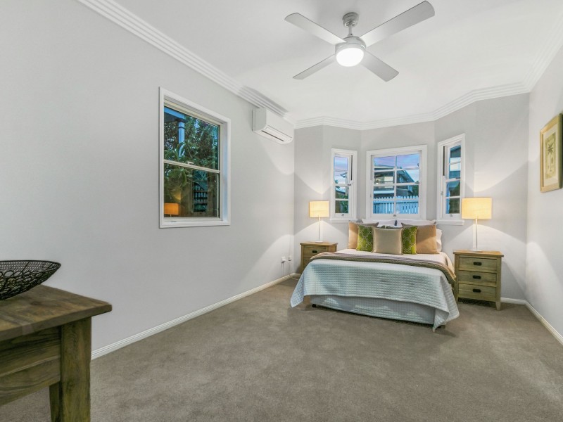 18 Stafford Street, East Brisbane QLD 4169