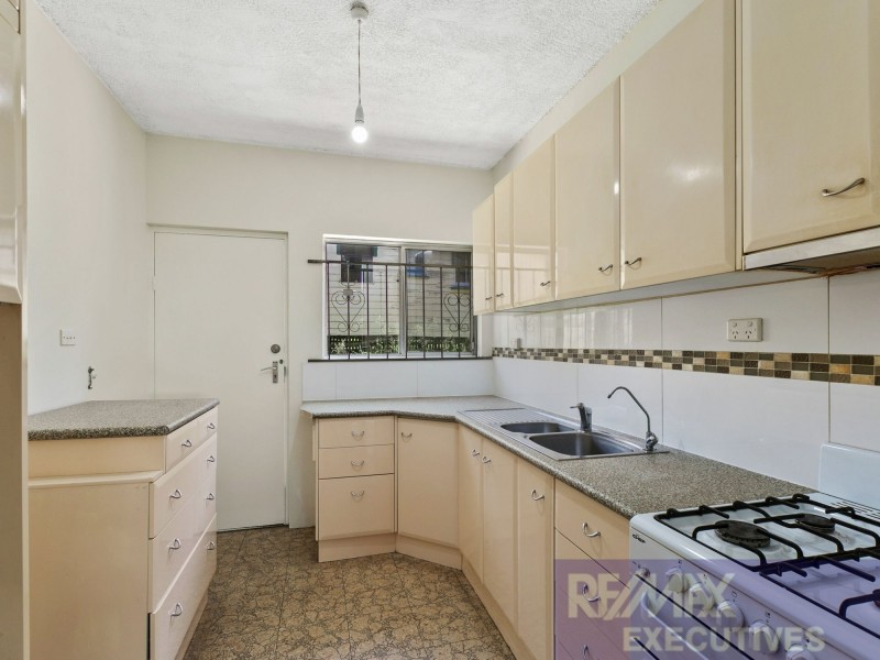 C-1035 Logan Road, Holland Park QLD 4121