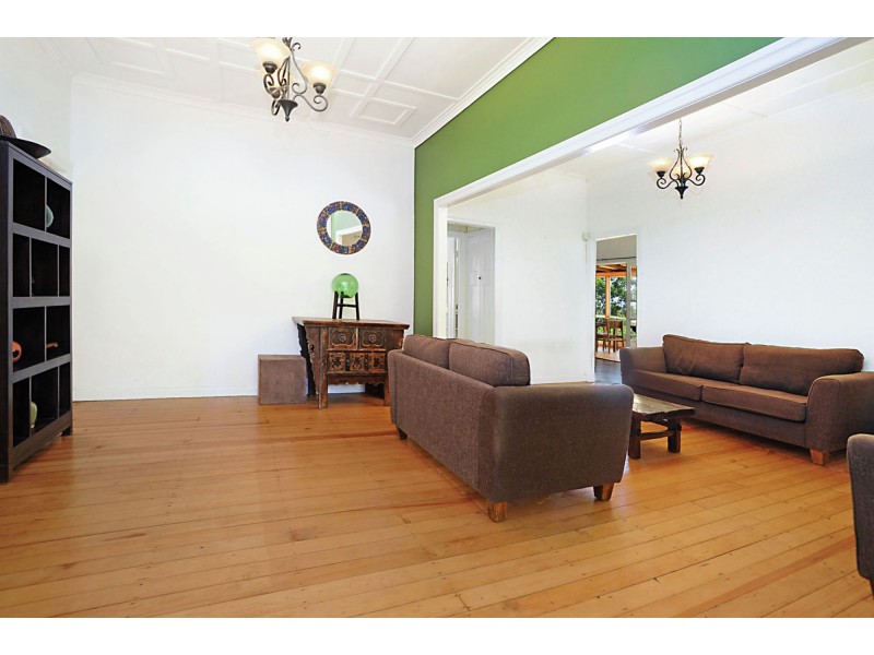 626 Cavendish Road, Holland Park QLD 4121