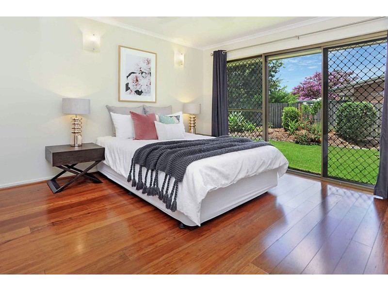 2 Harvey Place, Wishart QLD 4122