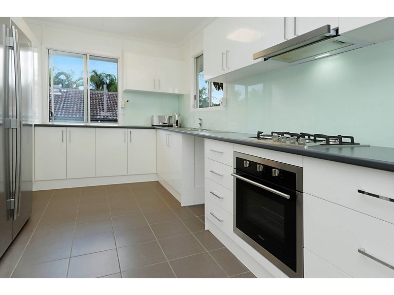 137 Wecker Road, Mansfield QLD 4122