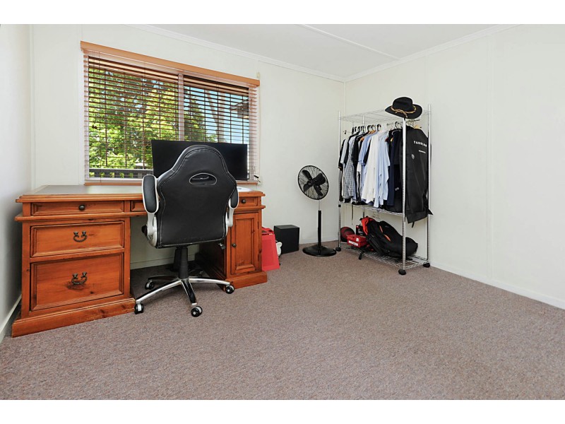 137 Wecker Road, Mansfield QLD 4122