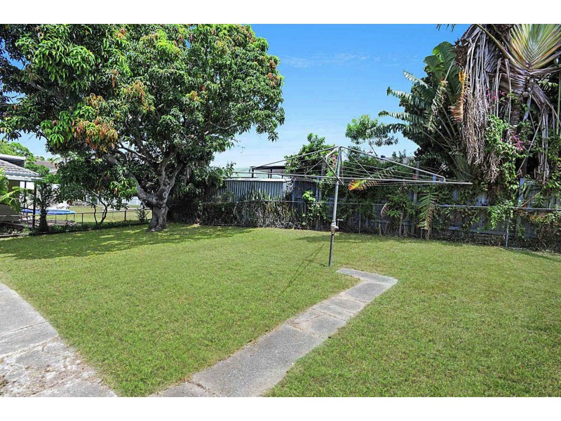 137 Wecker Road, Mansfield QLD 4122