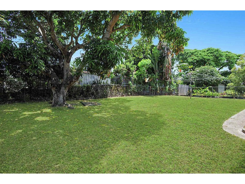 137 Wecker Road, Mansfield QLD 4122
