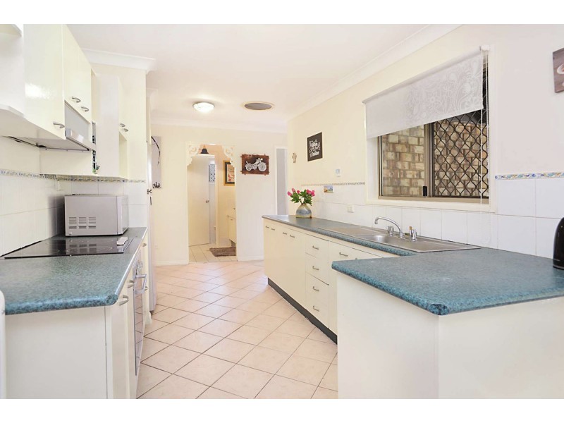 6 Warren Court, Loganlea QLD 4131