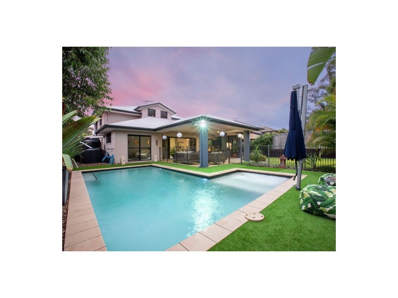 7 Samuel Street, Calamvale QLD 4116