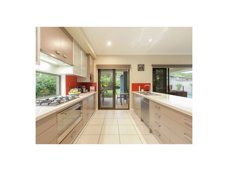7 Samuel Street, Calamvale QLD 4116